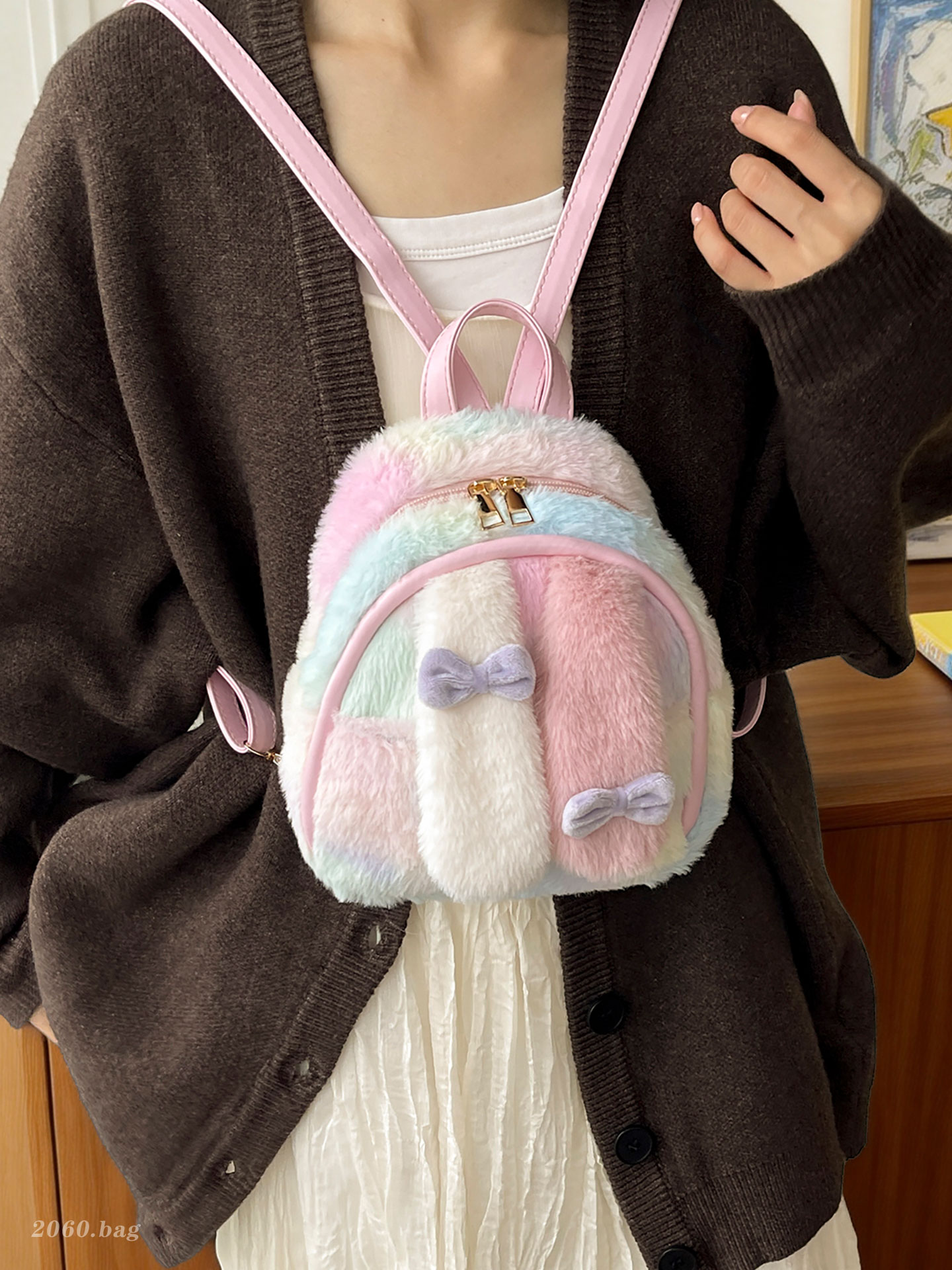 حقيبة ظهر نسائية أنيقة بتصميم  - مراجعة Women Fashion Japan وسعره